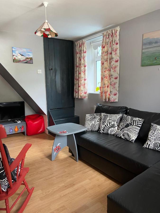 Katie'S Cottage Limerick Junction エクステリア 写真